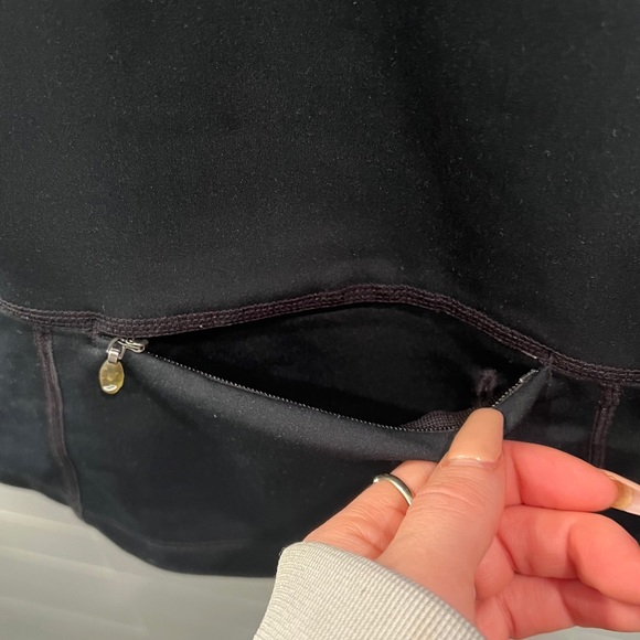 Women’s ASICS Running Jacket - Picture 5 of 8